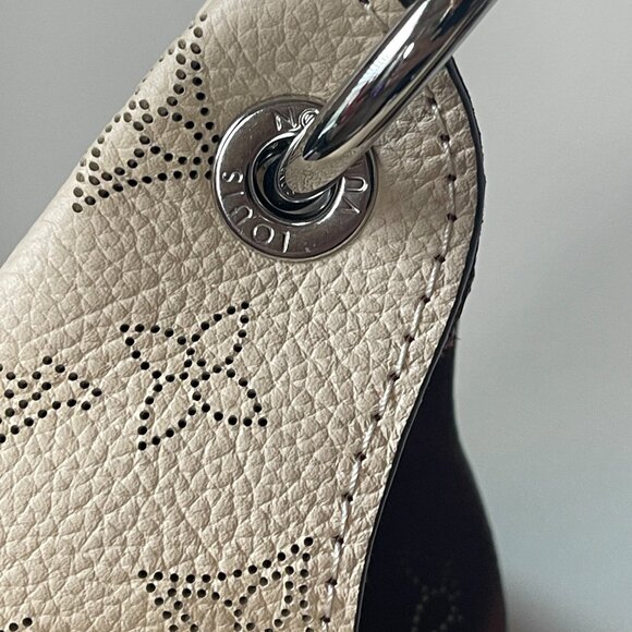 Authentic Louis Vuitton Monogram Carmel Hobo Mahina Leather Shoulder Tote Bag - Picture 9 of 16